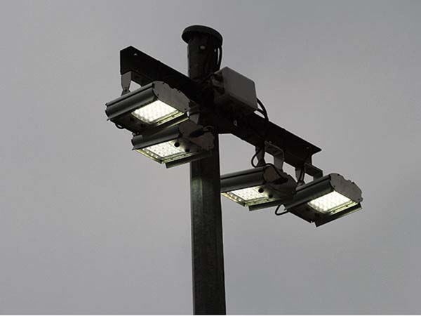 Eclairage LED pour Fedex - Zone de chargement Fedex Roissy 2016 - Utilisation Xion 24 asymetrique detection de presence
