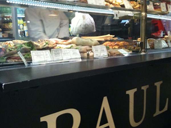 Eclairage LED pour Paul - facing boutique